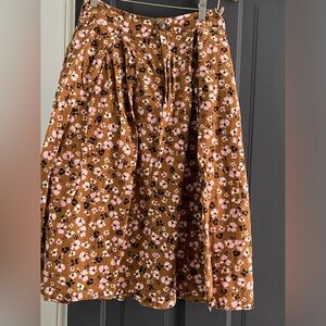 BROWN FLOWER SKIRT